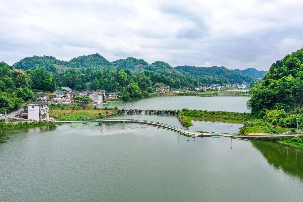 貴州省遵義市湄潭縣大溪溝生態(tài)清潔型小流域治理成效。潘希來 攝.jpg