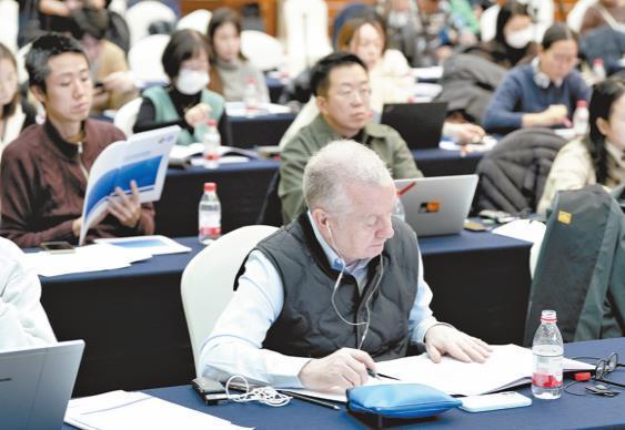 中方報(bào)告揭露日本右翼?yè)砗艘靶?>
                    <div>中方報(bào)告揭露日本右翼?yè)砗艘靶?/div></a>
                </div>

                
                                <p><a href="http://m.scjhljc.com/index/content/2026-01/19/content_9325815.html">世界經(jīng)濟(jì)論壇發(fā)布《2026年全球網(wǎng)絡(luò)安全展望》報(bào)告</a></p>
                <p><a href="http://m.scjhljc.com/index/content/2026-01/19/content_9325816.html">澳大利亞未成年人社交媒體禁令首月?tīng)?zhēng)議纏身</a></p>
                <p><a href="http://m.scjhljc.com/index/content/2026-01/12/content_9322624.html">“國(guó)會(huì)山騷亂”5年后　美兩黨互指篡改歷史</a></p>
                <p><a href="http://m.scjhljc.com/index/content/2026-01/12/content_9322630.html">俄公布日本戰(zhàn)犯名單 直指日本歷史與現(xiàn)實(shí)問(wèn)題</a></p>

            </div>
        </div>
        <div   id="prbn3zznxdv"   class="box2">
            <div   id="prbn3zznxdv"   class="col1">
                <div><a >電子報(bào)</a></div>
            </div>
            <div>
                <iframe charset="utf-8" name="I1" width="400" height="355" align="top" frameborder="0" marginwidth="0" marginheight="0" scrolling="no" src="http://epaper.legaldaily.com.cn/public/dianzibao-2022.php"></iframe>
                <div   id="prbn3zznxdv"   class="daily1 clearfix">
                  <span>子報(bào)子刊</span>
                  <i></i>
                  <p>
                        <a >法治周末</a>
                        <a href="http://m.scjhljc.com/Village_ruled_by_law/node_106957.html">法制文萃報(bào)</a>
                        <a >法制與新聞</a>
                        <a >法人</a>
                        <a href="http://m.scjhljc.com/sylm/node_102383.html">法治參考</a>
                        <a href="http://m.scjhljc.com/shequ/node_106144.html">法治日?qǐng)?bào)?社區(qū)版</a></p>
                </div>
            </div>
        </div>
    </div>
    <div   id="prbn3zznxdv"   class="adv-one wrapper_1280">
        <div   id="prbn3zznxdv"   class="adv3">
            <div   id="prbn3zznxdv"   class="bd">
                <ul>
                    <li><a href="http://m.scjhljc.com/Rule_of_Law_in_Guizhou/node_109246.html">
                            <img src="http://m.scjhljc.com/templateRes/202512/19/60567/images/fazhiqianxing.png"></a>
                    </li>
                    <li>
                        <a href="http://m.scjhljc.com/newzt/node_109464.html"><img src="http://m.scjhljc.com/templateRes/202512/19/60567/images/efarunjinghua.png"></a>
                    </li>
                </ul>
            </div>
        </div>
    </div>
    <div   id="prbn3zznxdv"   class="wrapper_1280 col1">
        <div><a href="http://m.scjhljc.com/The_analysis_of_public_opinion/node_42588.html">輿情監(jiān)測(cè)</a></div>
    </div>
    <div   id="prbn3zznxdv"   class="feelings clearfix wrapper_1280 dis_flex">
        <div   id="prbn3zznxdv"   class="feelings-three">
            
                        <a href="http://m.scjhljc.com/index/content/2025-07/10/content_9215833.html" class="deny" ><img src="http://m.scjhljc.com/index/images/2025-07/10/9215833_12143c1c-b567-4551-b95d-f3030b78fec6.png"></a>

            <span><a ><img src="http://m.scjhljc.com/style/img/20220725a3.png">政法輿情會(huì)員登錄</a></span>
            <span><a ><img src="http://m.scjhljc.com/style/img/20220725a3.png">輿情監(jiān)測(cè)平臺(tái)登錄</a></span>
        </div>
        <div   id="prbn3zznxdv"   class="feelings-one">
            <div>
                
                                <a href="http://m.scjhljc.com/index/content/2026-01/04/content_9318149.html" >
                <img src="http://m.scjhljc.com/index/images/2026-01/04/9318149_f3981daa-5eb6-4337-9e95-d1d385258a6f.png" alt=