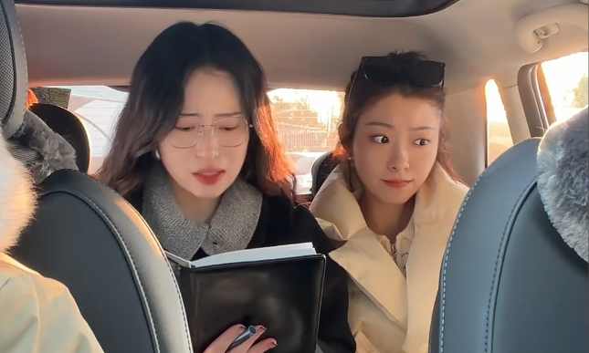 自家門(mén)口安攝像頭，鄰居要求拆除？