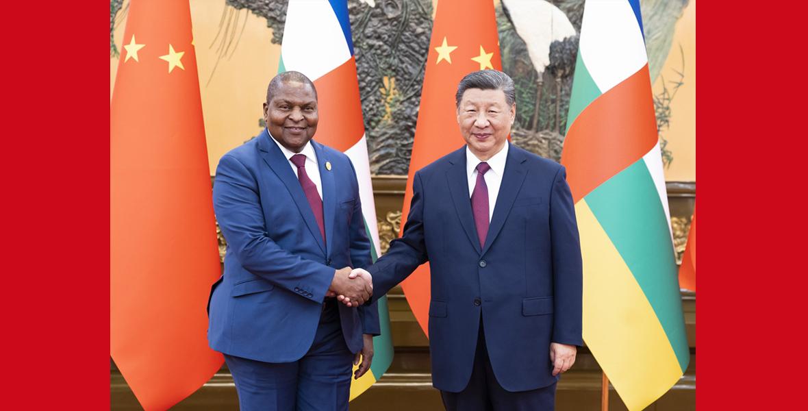 習近平會見中非總統(tǒng)圖瓦德拉