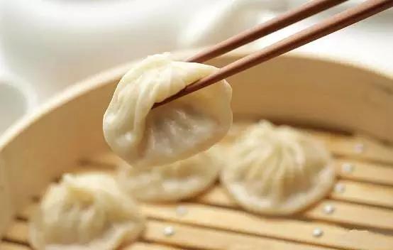 上海有哪些著名的小吃？有什么推薦嗎？